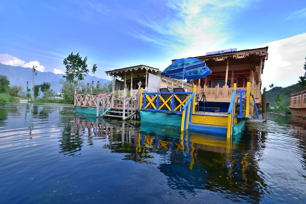 Golden Hopes Group Of Houseboats Hotel Srinagar  Exterior photo
